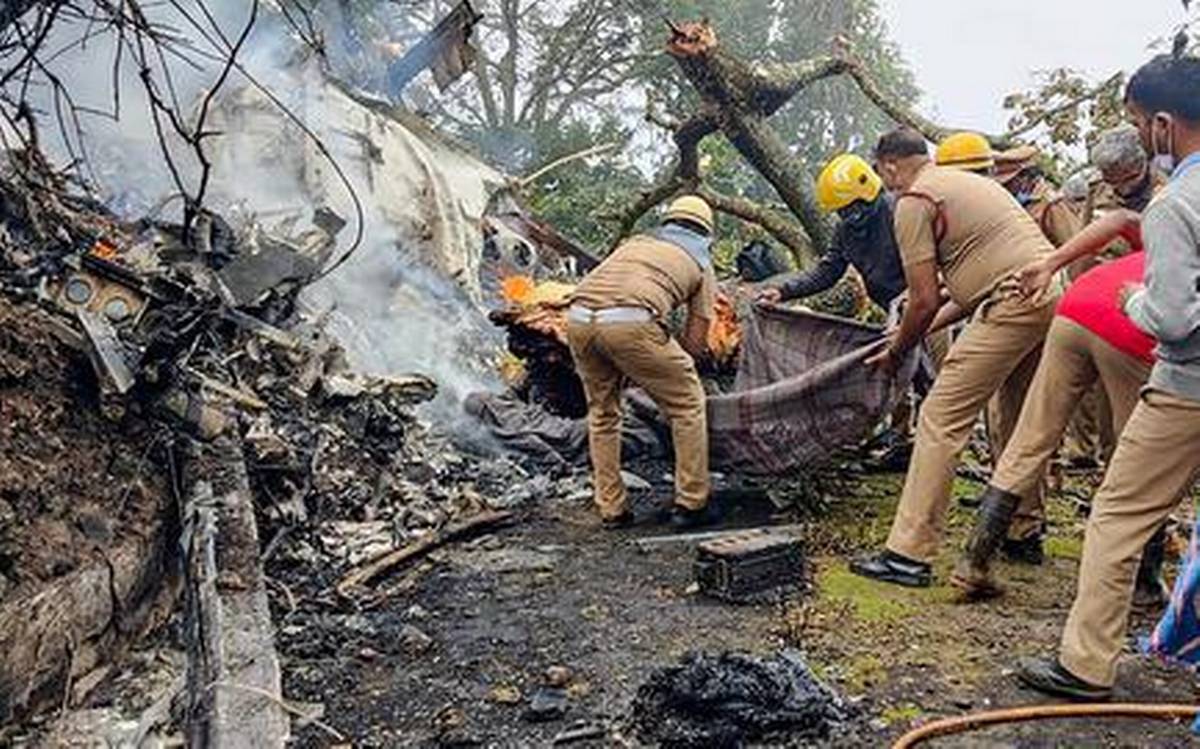 കൂനൂര് ഹെലികോപ്ടര് ദുരന്തം; സംയുക്തസേനാ അന്വേഷണം പ്രഖ്യാപിച്ചു